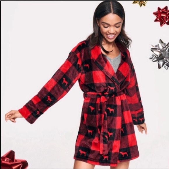 Victoria’s Secret PINK Buffalo Plaid Comfy Robe - Picture 3 of 3
